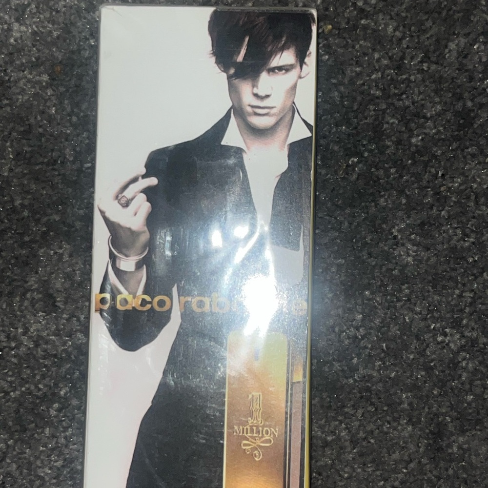 Paco Rabanne 1 Million Gold and Black Packaging